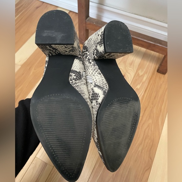 MADDEN GIRL DAFNII SNAKESKIN CHUNKY BLOCK HEEL ANKLE BOOTS BOOTIES SIZE 7M - Picture 6 of 9